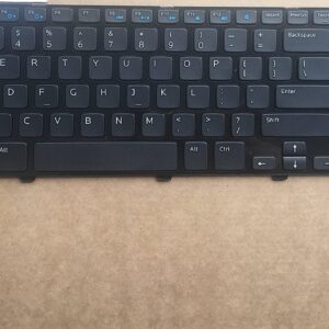 Tastatura pentru Dell Inspiron 3537 P28F